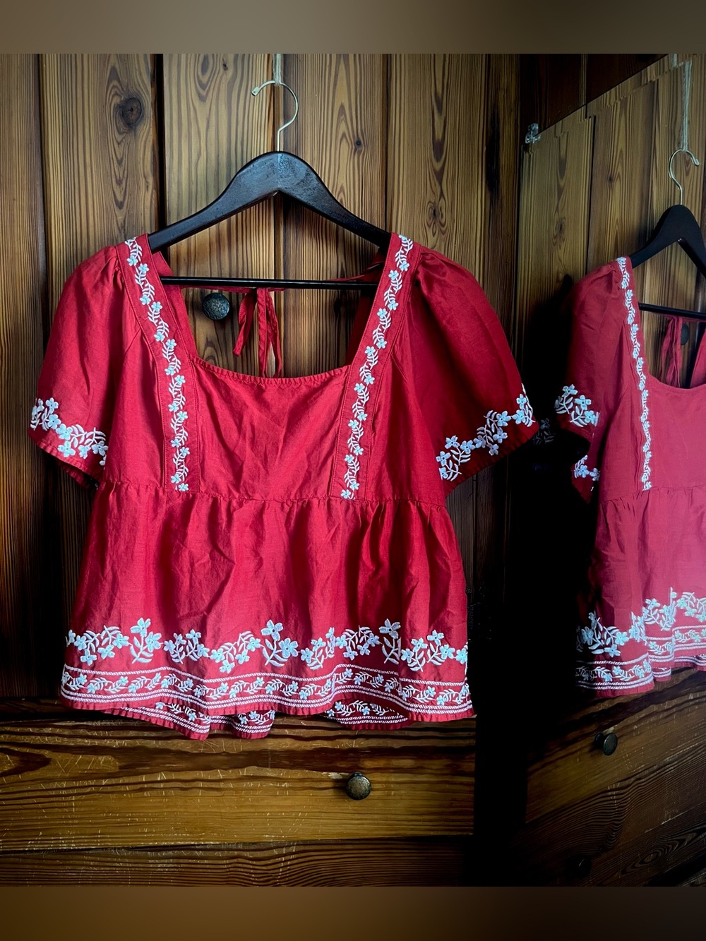 Old Navy Red peplum peasant blouse, white embroidered M
